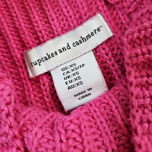 Barbie Pink Sweater - Picture 2 of 6